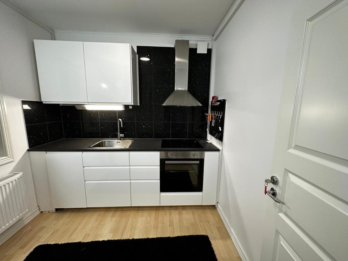 Luxurious 2-Room Apartment In Central 布罗斯 外观 照片