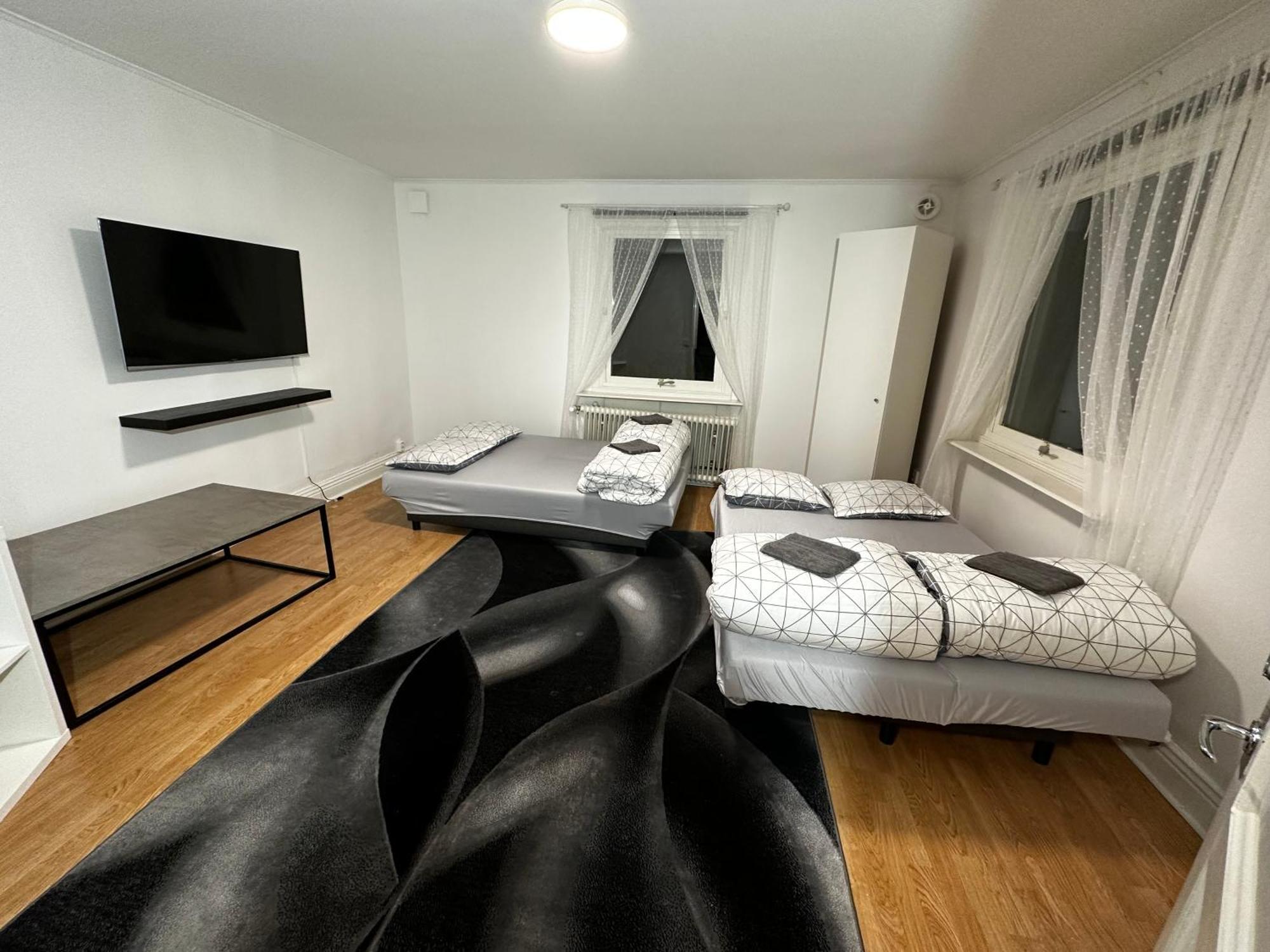 Luxurious 2-Room Apartment In Central 布罗斯 外观 照片