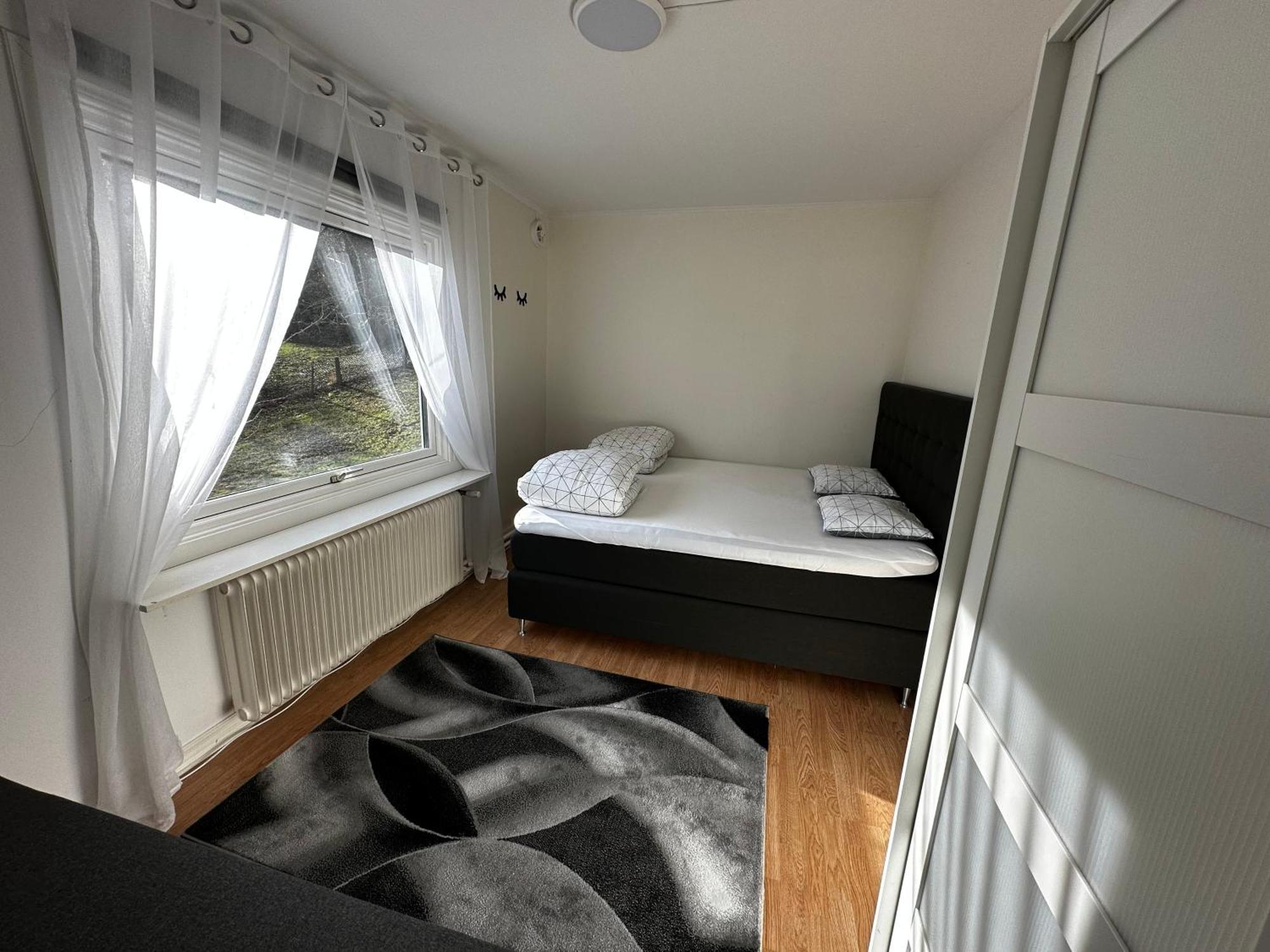 Luxurious 2-Room Apartment In Central 布罗斯 外观 照片