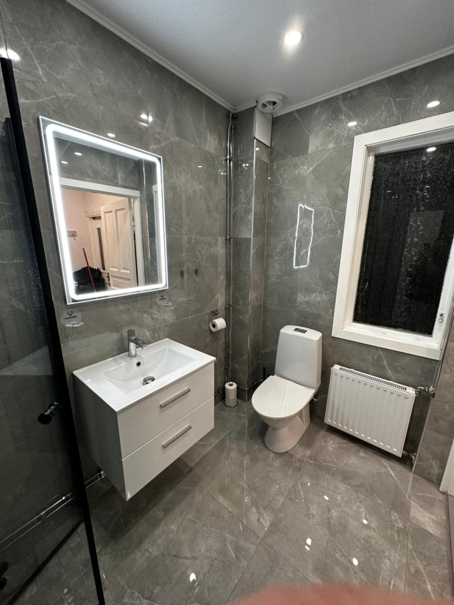 Luxurious 2-Room Apartment In Central 布罗斯 外观 照片